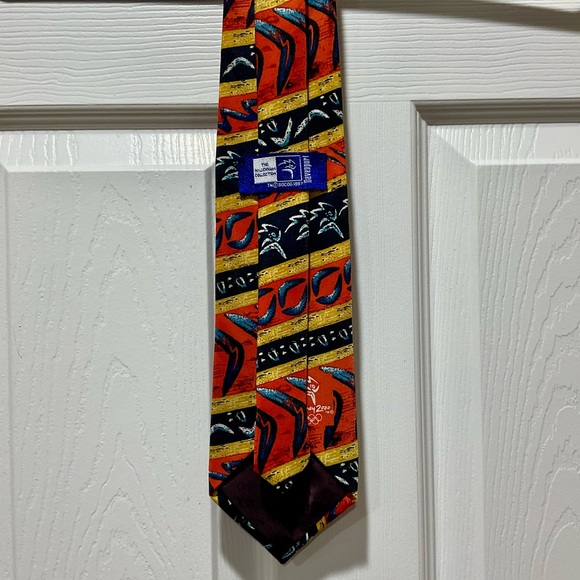 Sidney, Australia 2000 Olympic Games boomerang tie - Picture 5 of 10